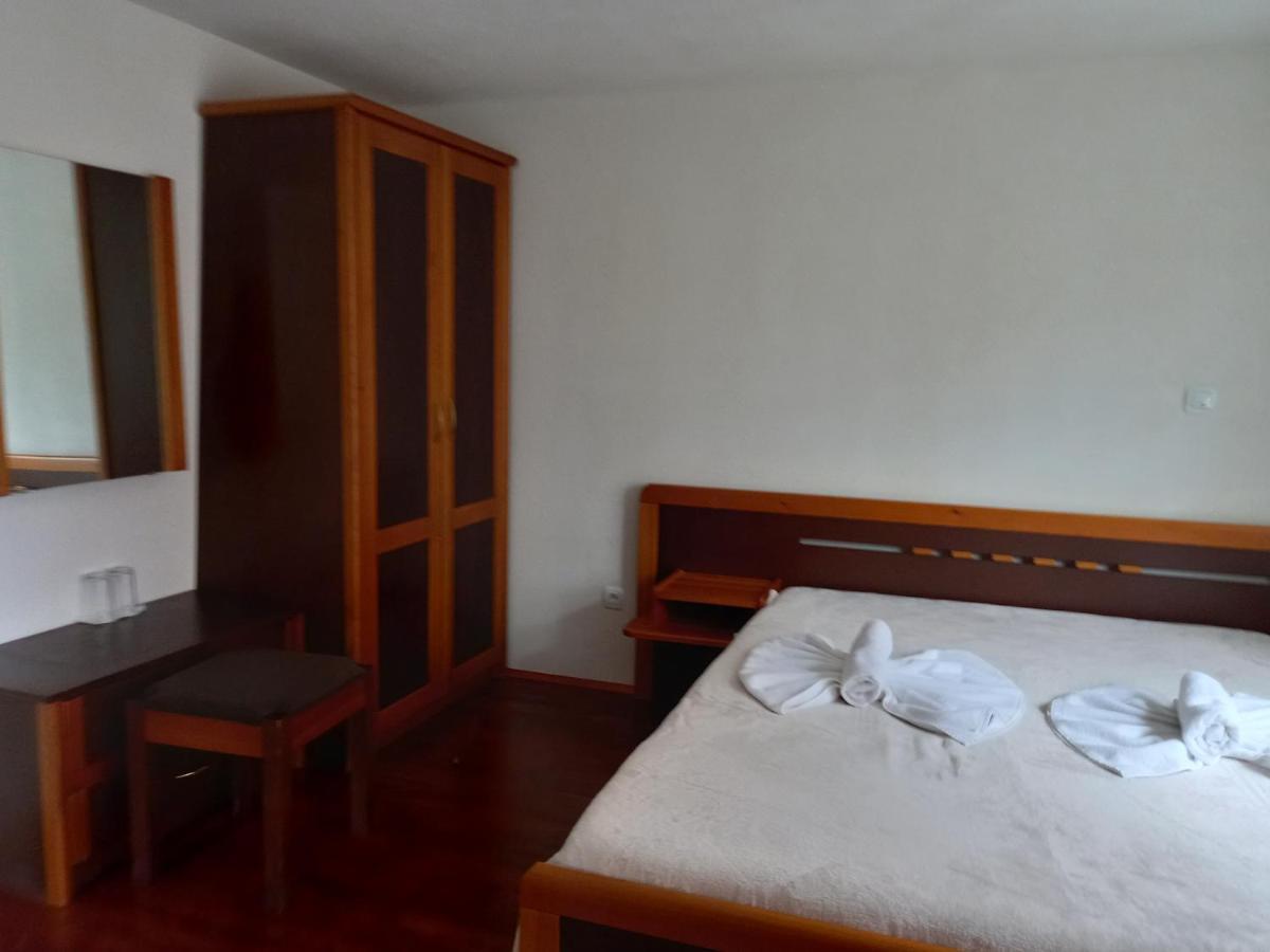 Guest House Raffe دوبرينيشت المظهر الخارجي الصورة